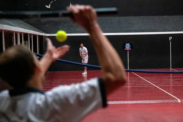 01french-realtennis-slide-0JS1-articleLarge.webp