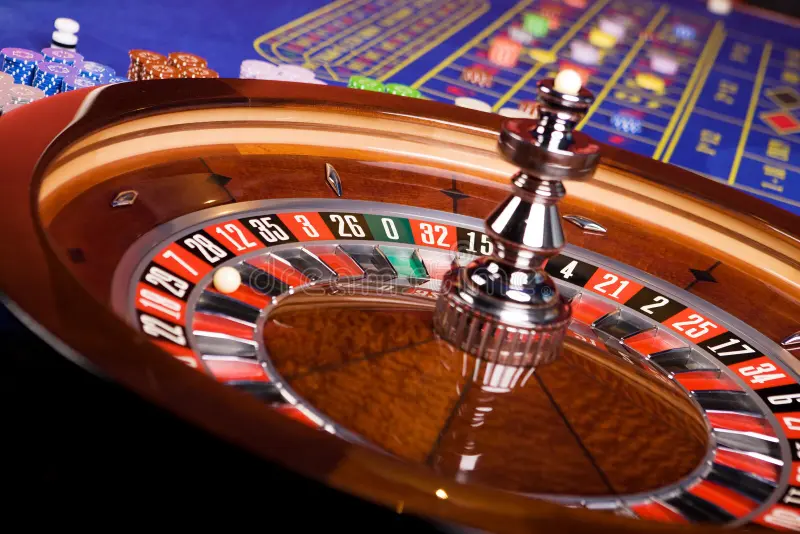 roulette-roulette-table-casino-8120266.webp